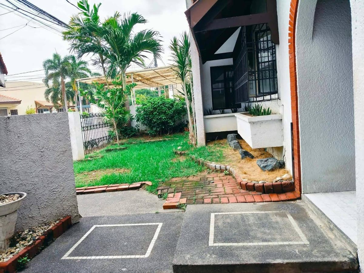 🏠HOUSE FOR RENT IN BF PARAÑAQUE🏡 - photo 1