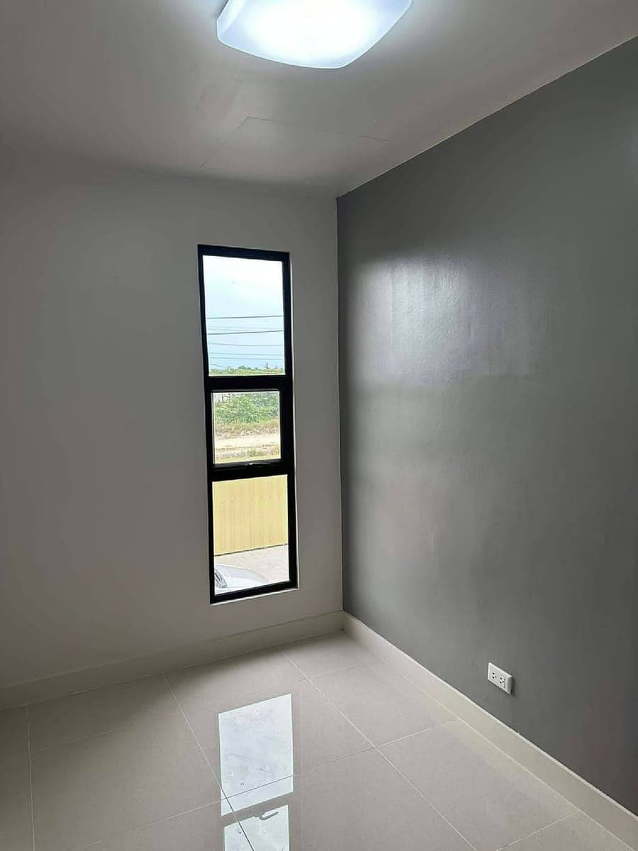 🏡 House for Rent Near CCLEX - photo 4