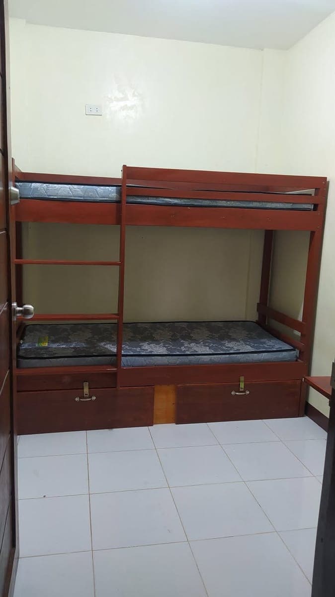 ROOM/BEDSPACE FOR RENT GOODFOR2 GIRLS ONLY WITH BED AND FAN NSA 5K IF OCCUPY IF BEDSPACE 2500 PERHEA... - photo 1