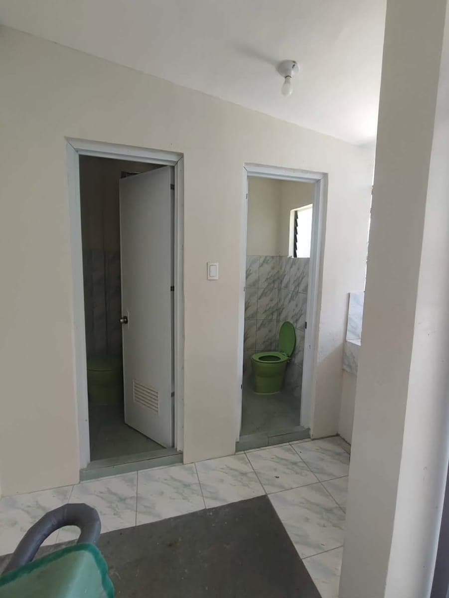 ROOM/BEDSPACE FOR RENT GOODFOR2 GIRLS ONLY WITH BED AND FAN NSA 5K IF OCCUPY IF BEDSPACE 2500 PERHEA... - photo 4