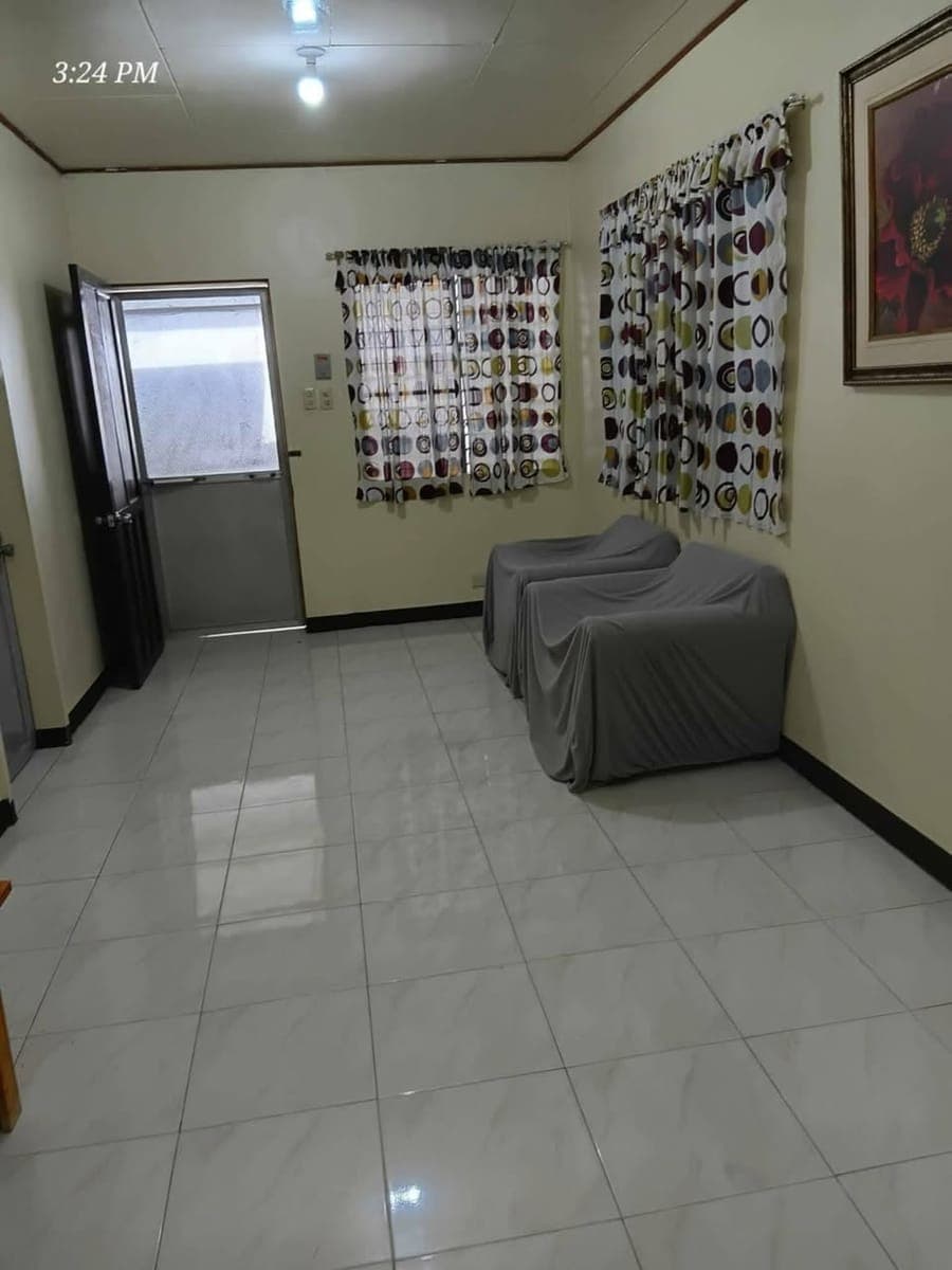 For Rent - photo 2