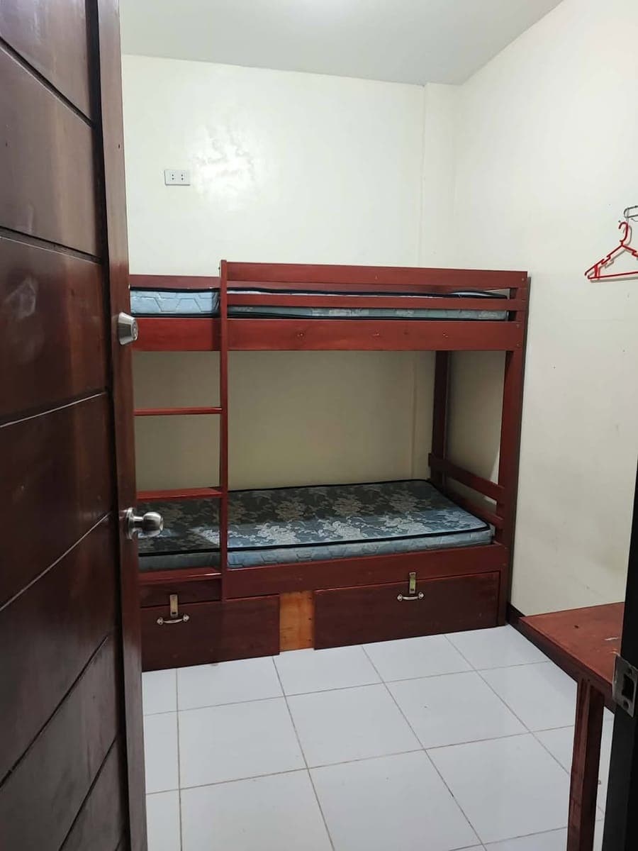 ROOM OR BEDSPACE FOR RENT GOOD FOR2 GIRLS ONLY WITH BED AND FAN NSA 5K IF OCCUPY 2500 IF BEDSPACE SU... - photo 2