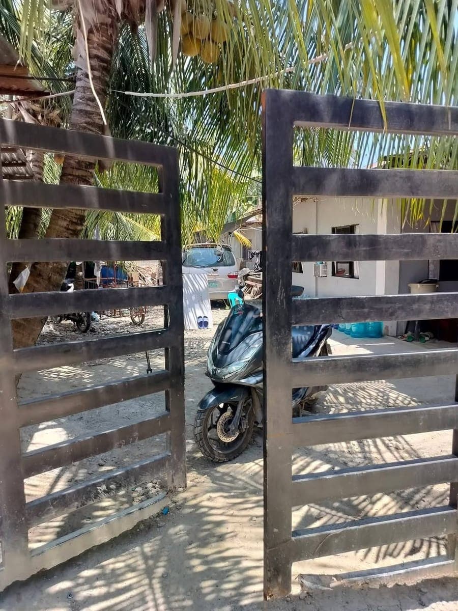 Still available 2 bedroom semi furnished House for rent in Guinsay, Danao City Cebu. - photo 3