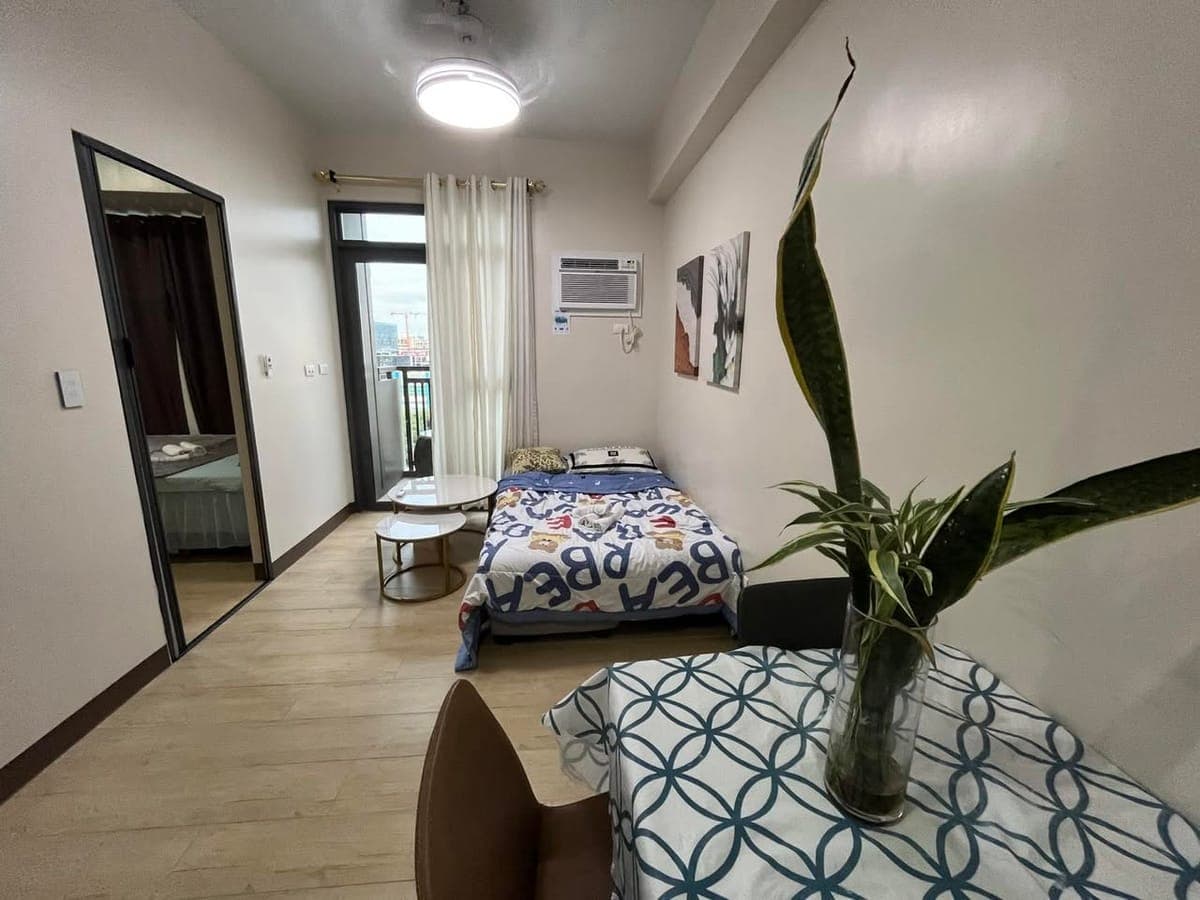 🏢 **FOR LEASE – Gentry Manor** - photo 3