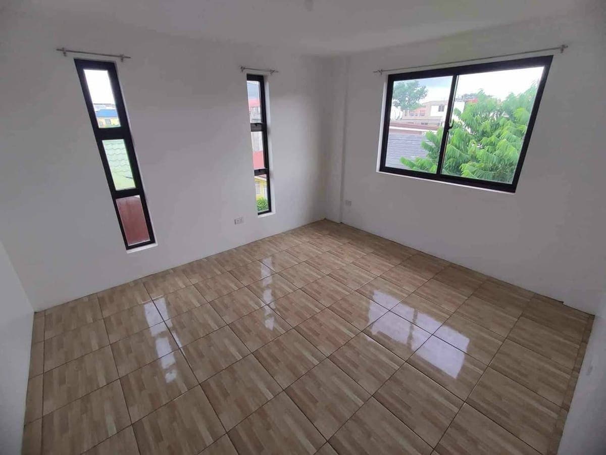 18k Big 1BR Apartment Rent Corner unit, near Shopwise. Jollibee, Starbucks and SM - photo 5