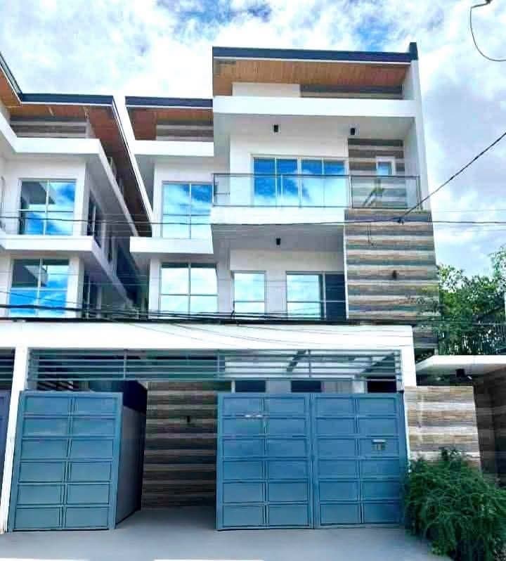 House For Rent in Multinational Village Parañaque city - photo 1