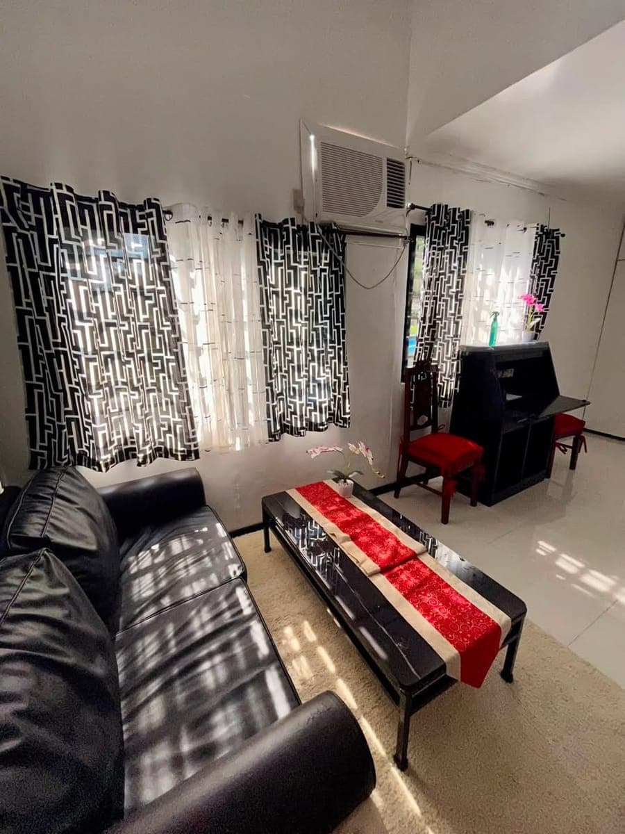🏡 FOR RENT | FULLY FURNISHED STUDIO LOFT WITH POOL ACCESS - photo 5