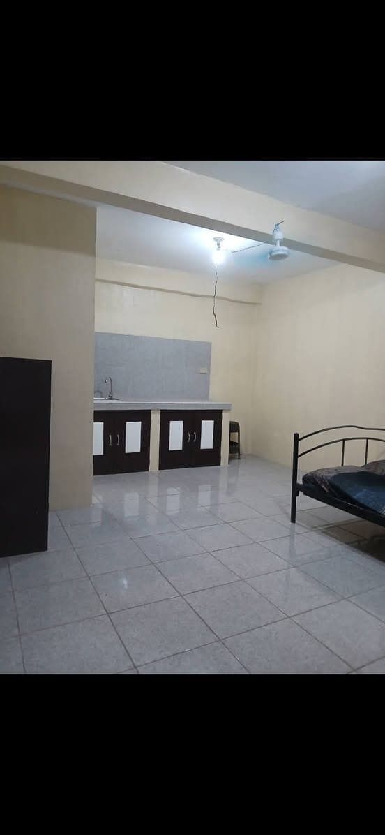 Studio room for rent, Jorge tampus st. Unahan basak elementary school opp. Melapas enterprises,  blue appartment - photo 2