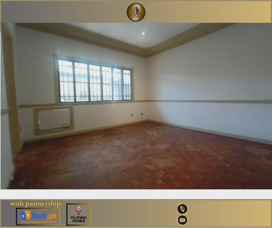🏡 FOR RENT | 4-CAR GARAGE HOME PERFECT FOR BUSINESS, OFFICE & STORAGE USE - photo 3