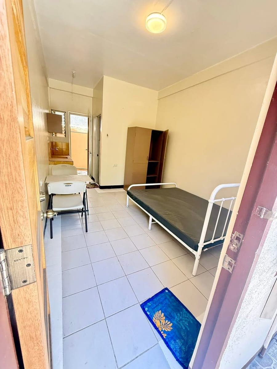❗SEMI- FURNISHED STUDIO  APARTMENT FOR RENT❗ - photo 3