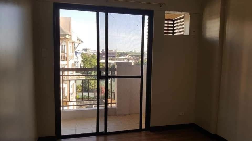 FOr Rent 18k Siena Park residences by DMCI. Walking distance to SM bicutan - photo 4