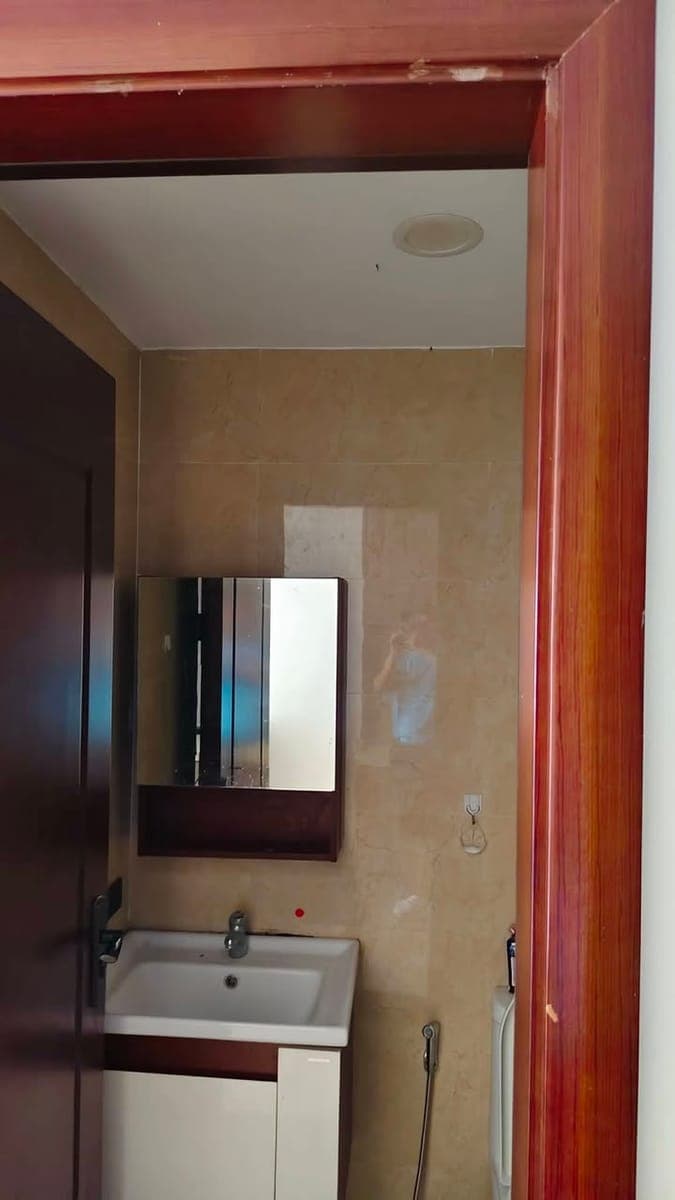 For Rent Studio with Balcony - photo 3