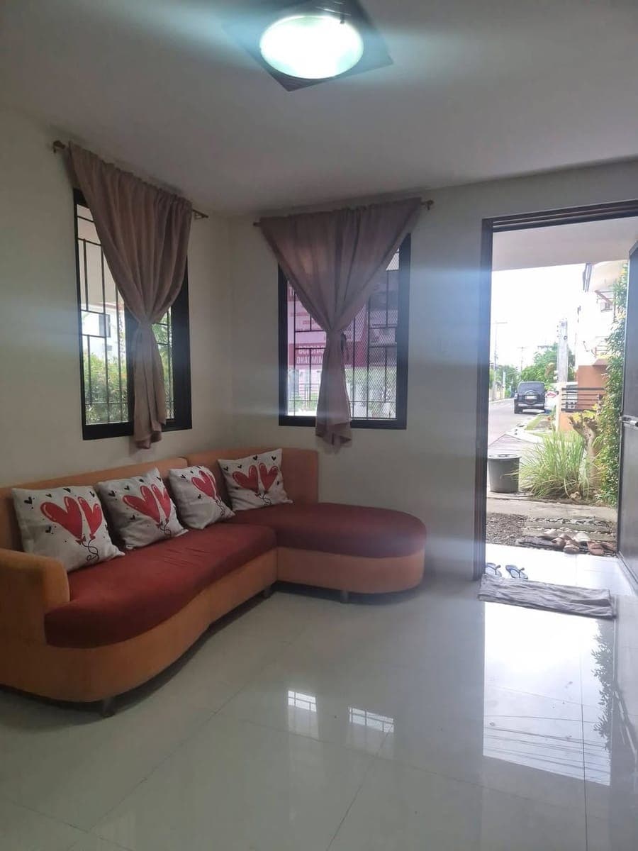 HOUSE FOR RENT - photo 2
