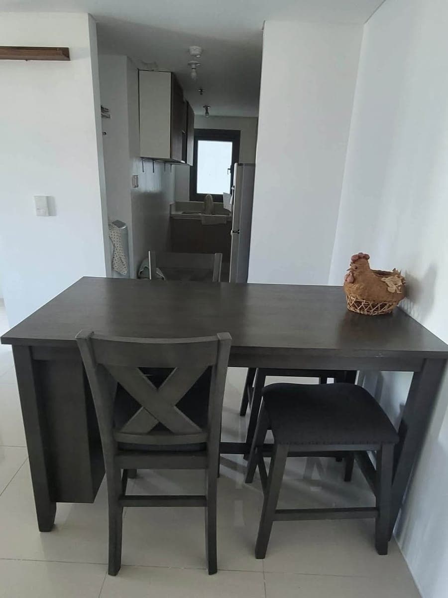 Bristol condominium - photo 4