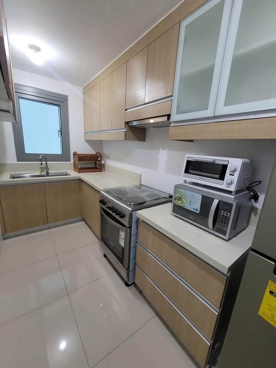 Bristol condominium - photo 5