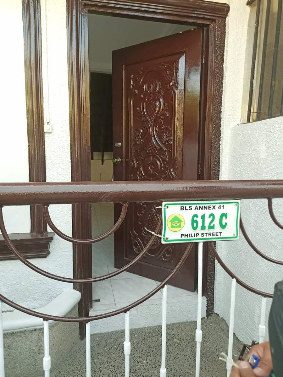 2BR TOWNHOUSE FOR RENT @ ANNEX 41, PARANAQUE CITY - photo 2