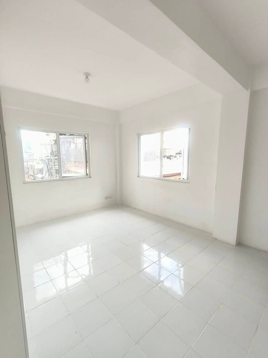 Studio type unit.. Dimasalang Street Baclaran. 13k monthly - photo 2