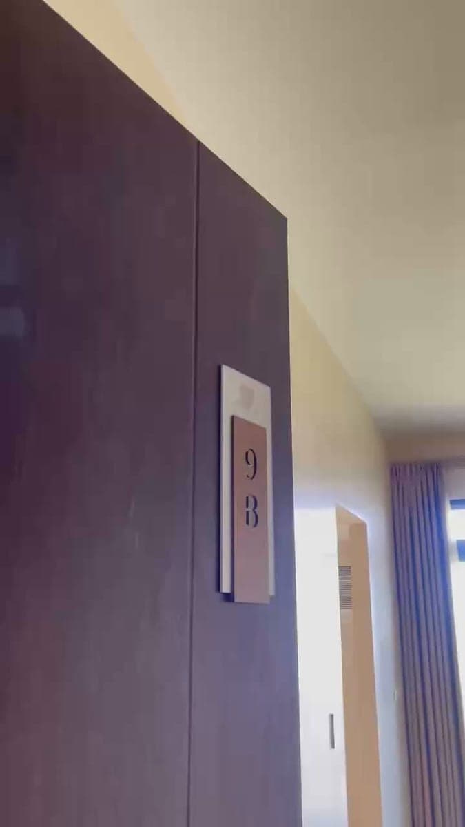 🏢 FOR LEASE – GENTRY MANOR - photo 1