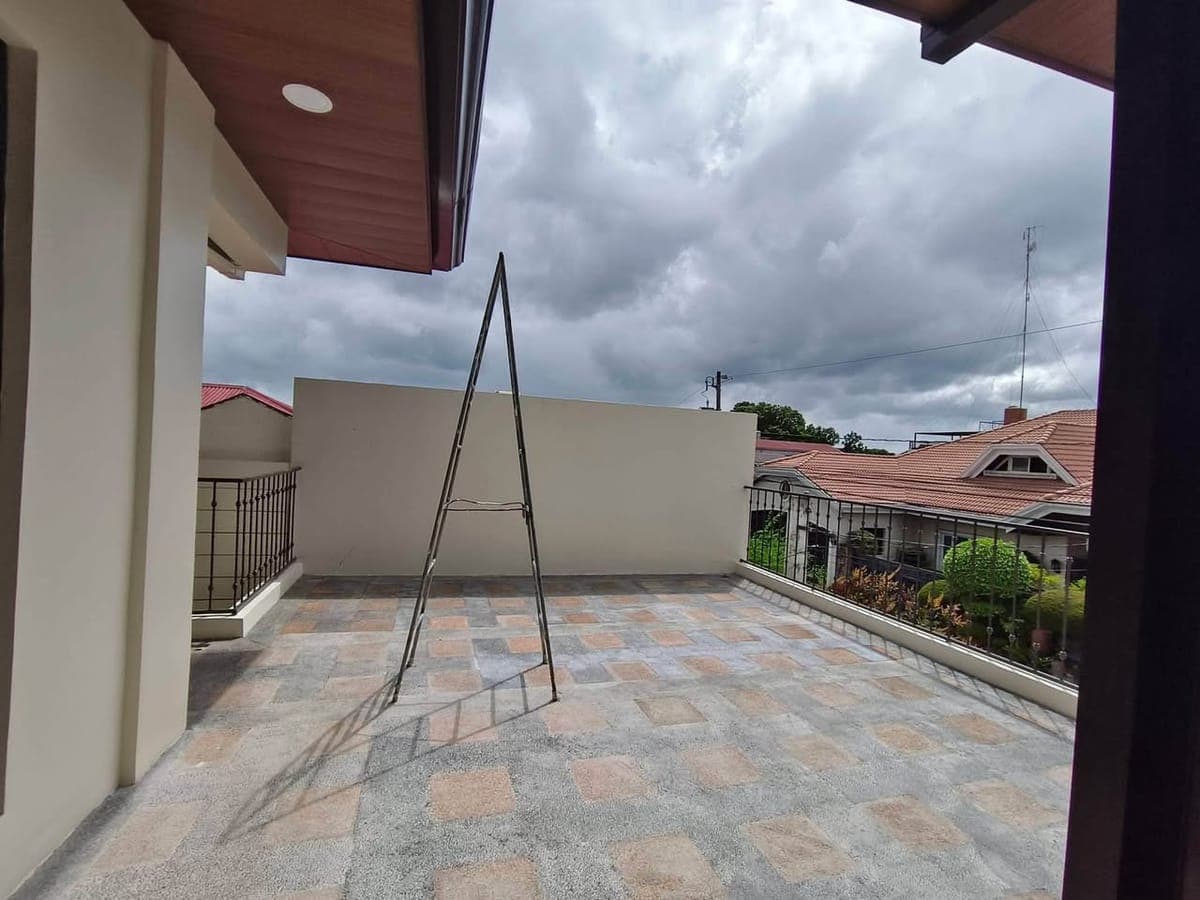 Brandnew Two Storey House For Rent in Bf Homes, Paranaque - photo 5