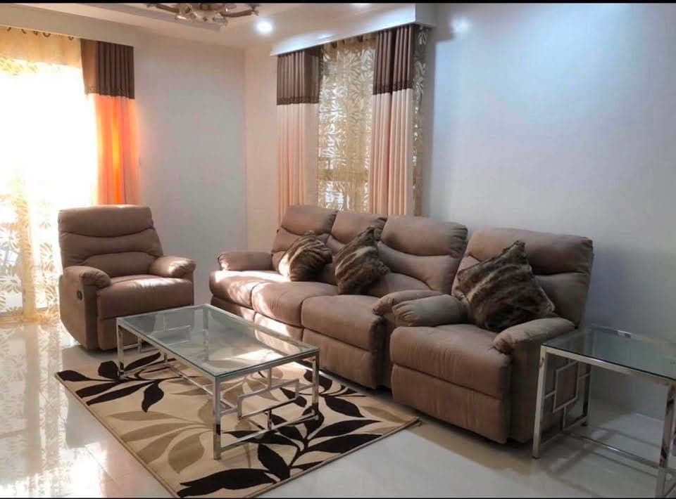 HOUSE FOR RENT w/ Swimming Pool and Party Roofdeck - photo 2