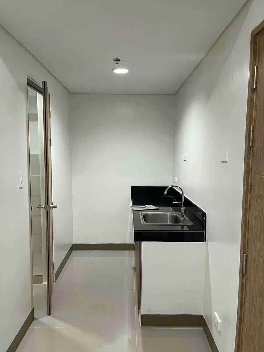 2 BEDROOM CONDO FOR RENT! - photo 3