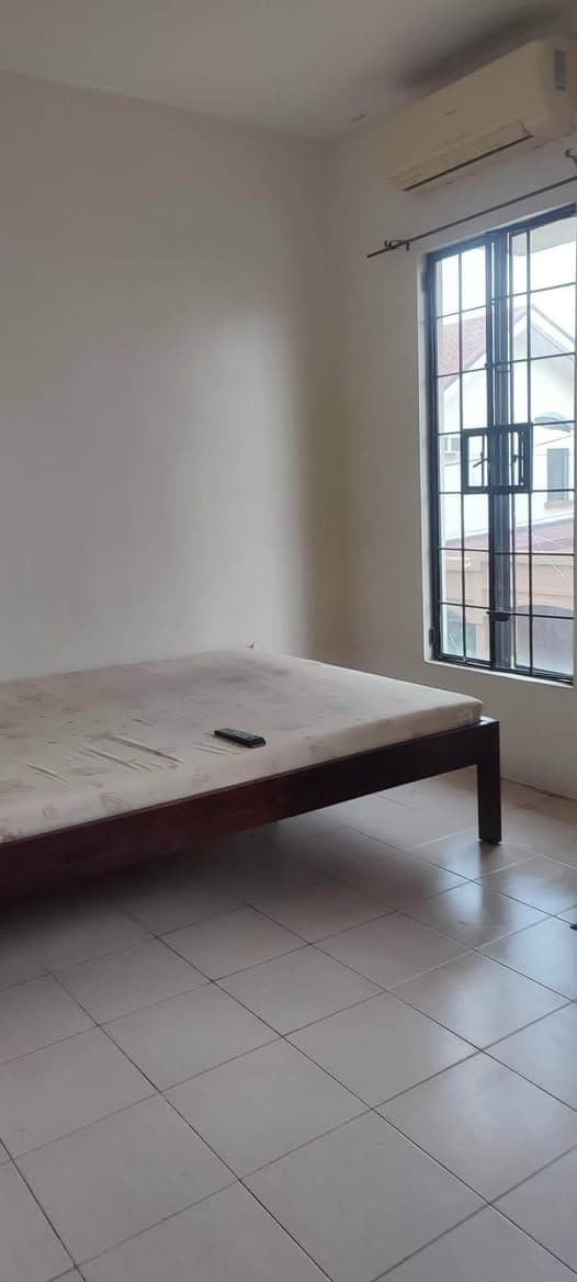 FOR RENT – Semi-Furnished House,with terrace - photo 5