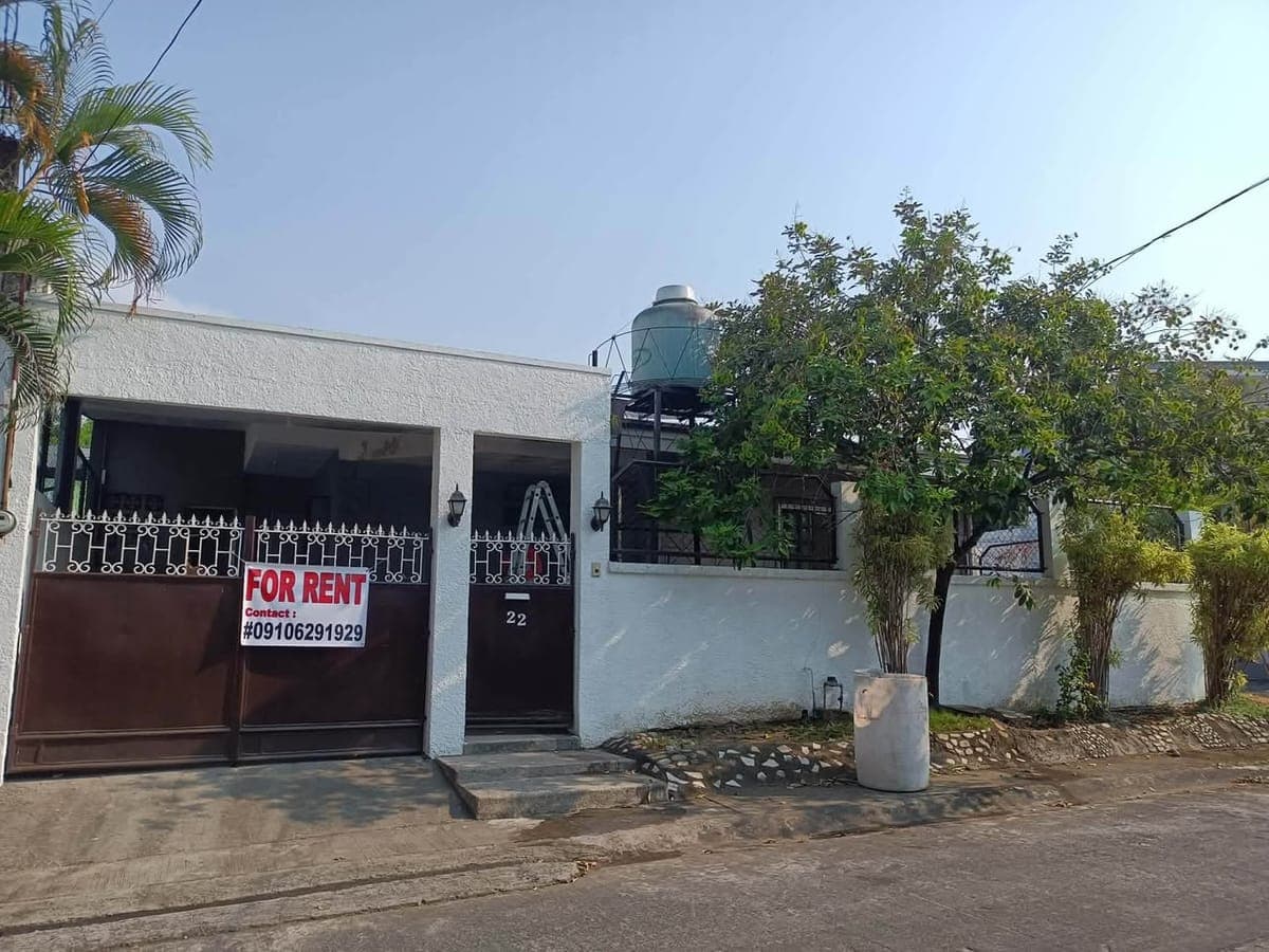 House for Rent inside UPS5 Sucat Paranaque - photo 2