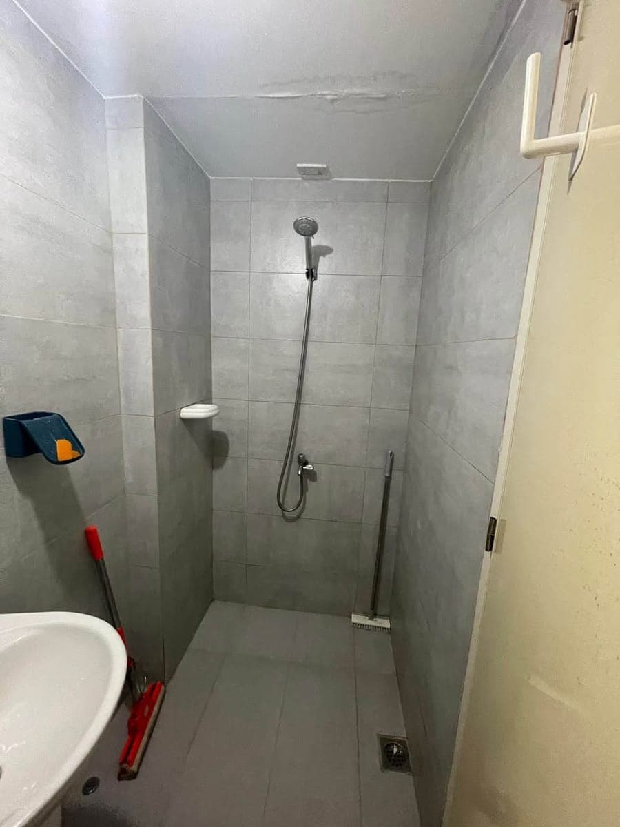 Looking for Tenant start date Sept 16 - photo 5