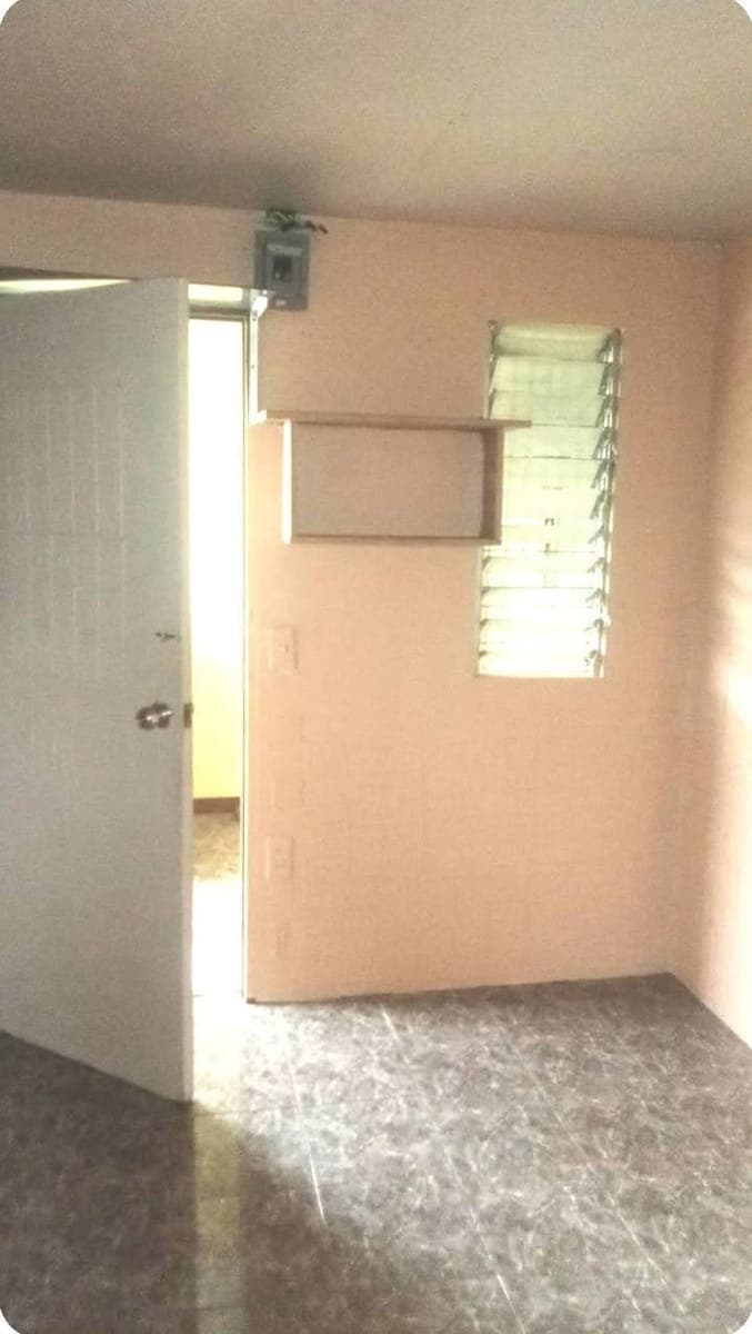 ROOM FOR RENT - photo 2