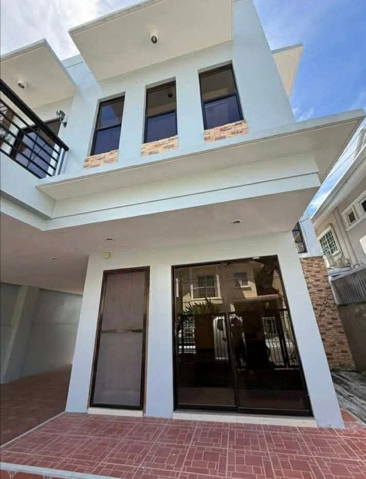 FOR RENT – FULLY FURNISHED 4-BEDROOM HOUSE - photo 1