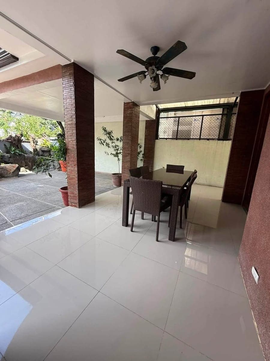 🏡 FOR RENT | FULLY FURNISHED HOUSE IN MERVILLE PARK, PARAÑAQUE - photo 4