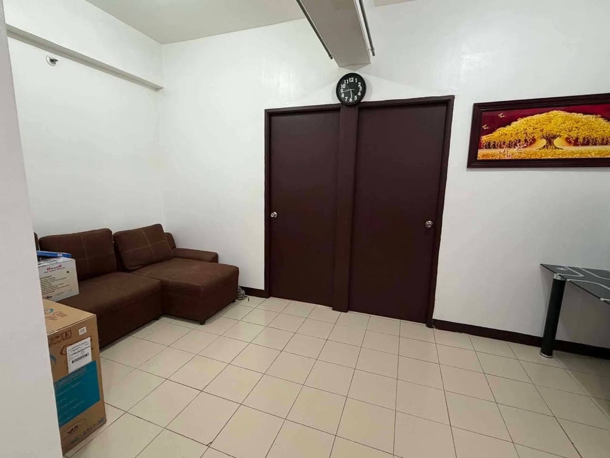 Chateau Elysee Condo Unit for Long Term Rent - photo 4