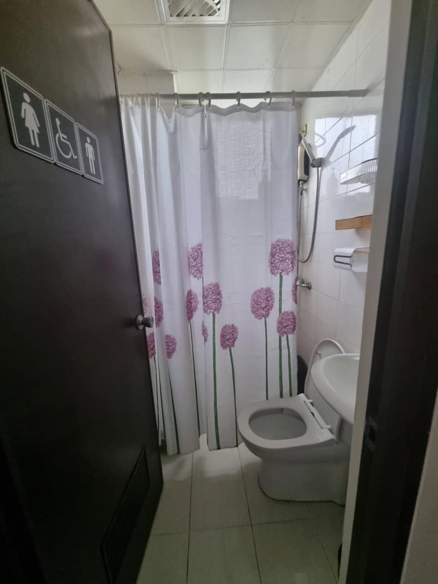 Pet Friendly 1Bedroom Fully Furnished 30sqms w Balcony for Rent near Airport - photo 3