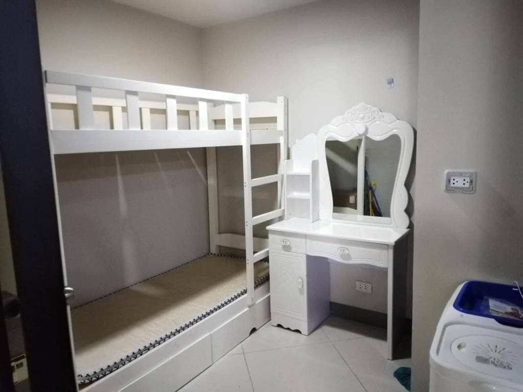 Uptown parksuites Condominium - photo 7