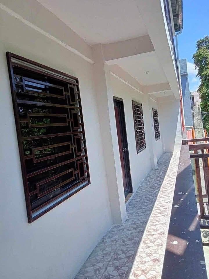 Apartment For rent. Studio type 2nd floor. 7k monthly 2 months deposit 1 month advance plus 3k secur... - photo 4