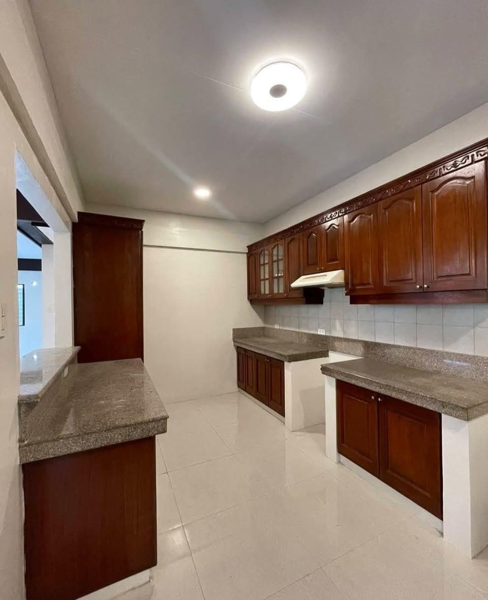 Nice Bungalow for Rent  in BF Homes  Paranaque City P 60,000 per month - photo 3