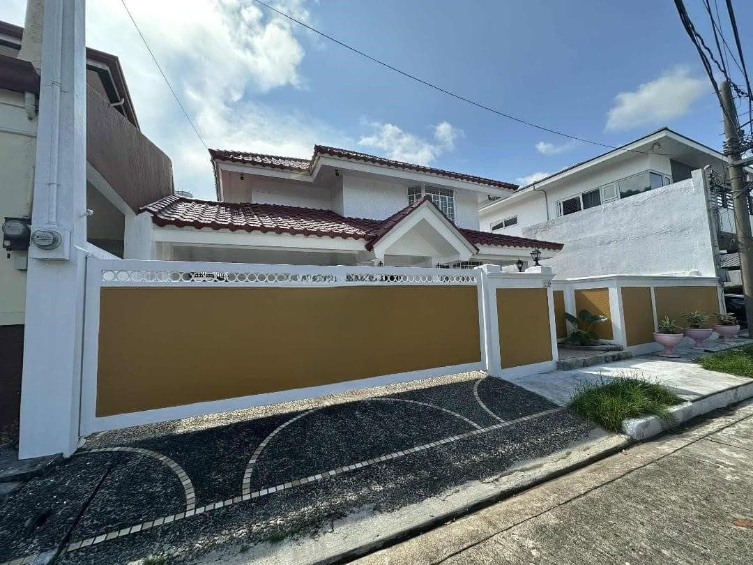 Newly Renovated Classic Designed 2-Storey House for Rent  in Tahanan Village Paranaque City P 80,000 per month - photo 2
