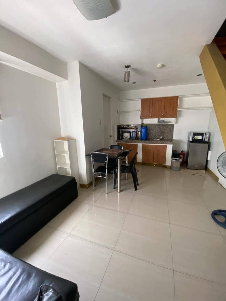 CONDOMINIUM UNIT FOR RENT‼️ - photo 1