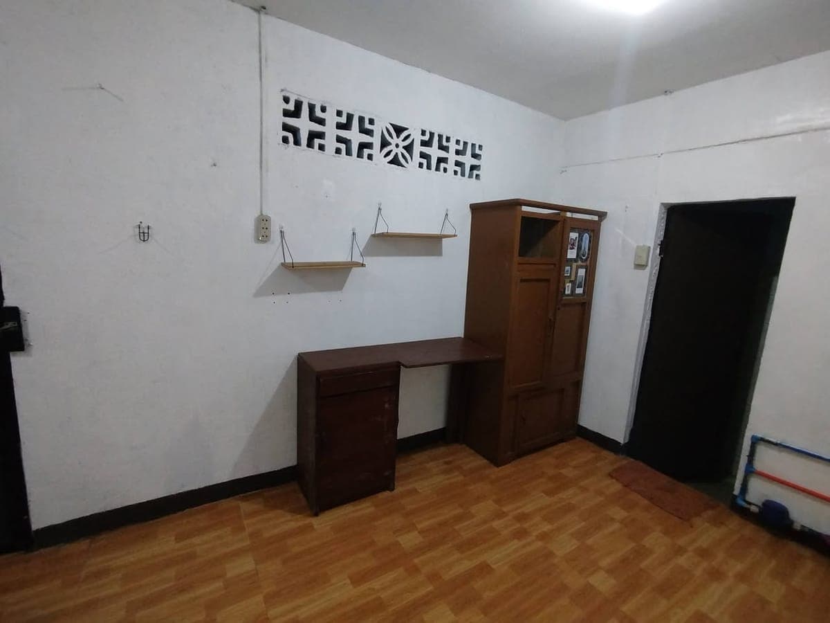 Room/Unit for Rent (Ground Floor) 🚪🛋️ - photo 2
