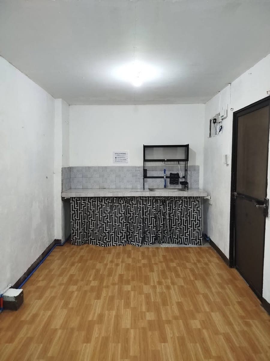 Room/Unit for Rent (Ground Floor) 🚪🛋️ - photo 3
