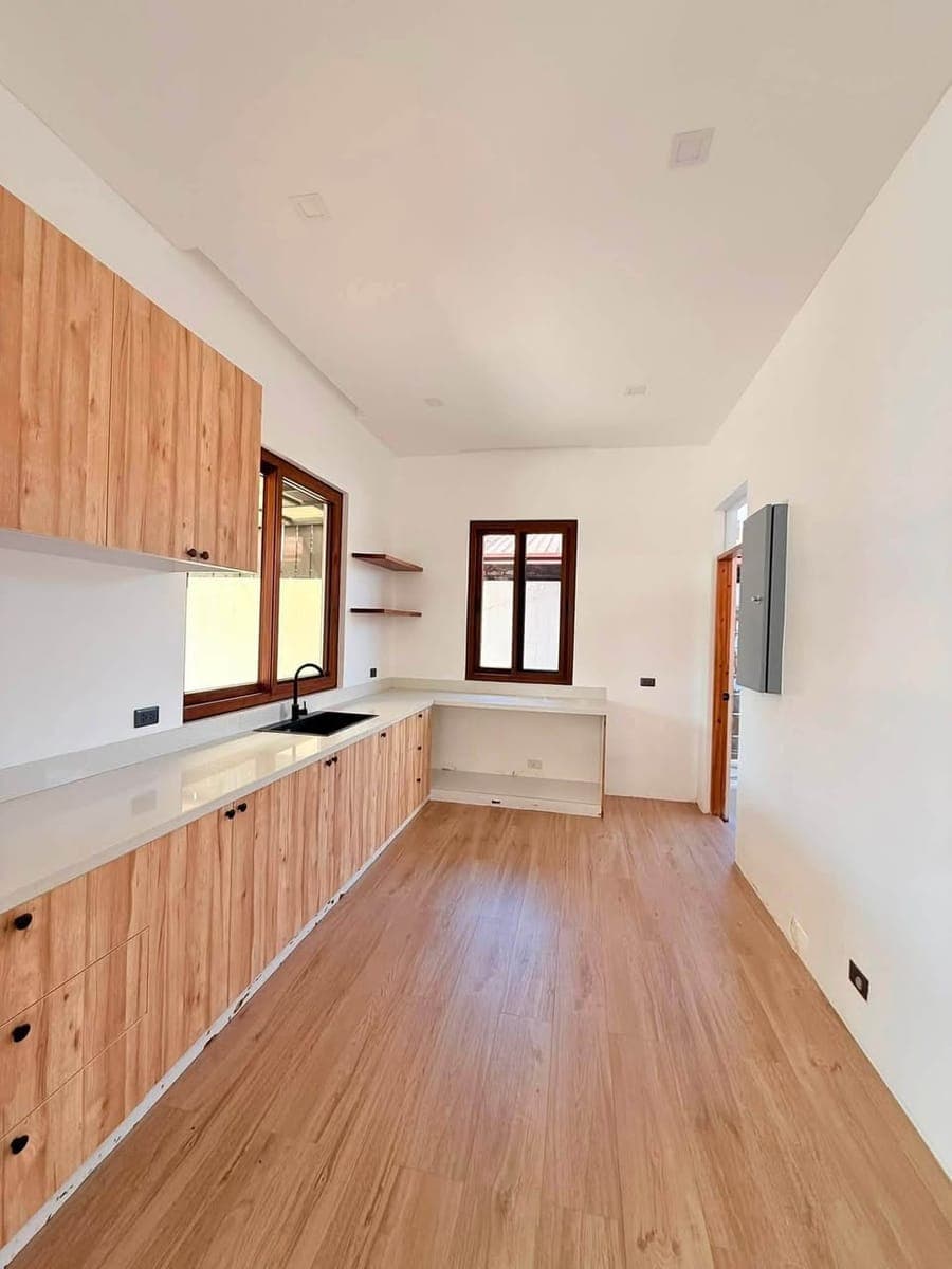 🏡 FOR RENT | Modern Bungalow in South Admiral, Barangay Merville, Parañaque - photo 3