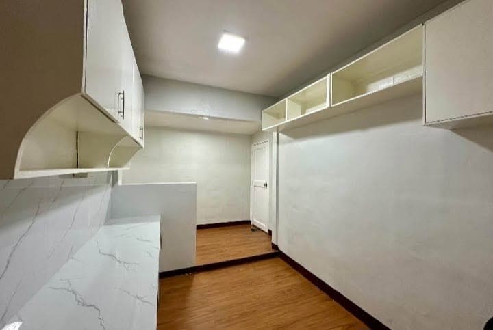 Newly Renovated Bungalow for Rent  in BF Homes  Paranaque City P 50,000 per month - photo 5