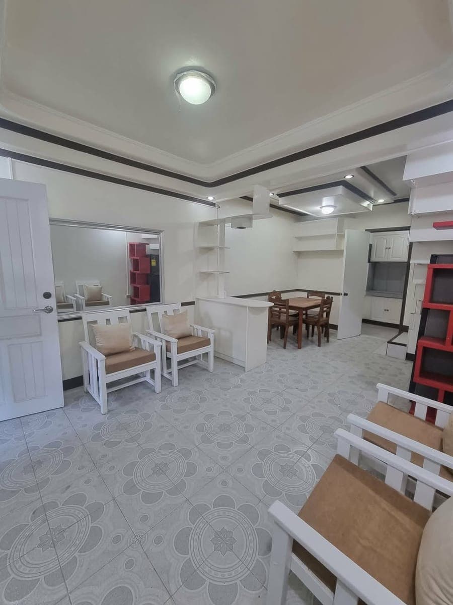 HOUSE FOR RENT - photo 2