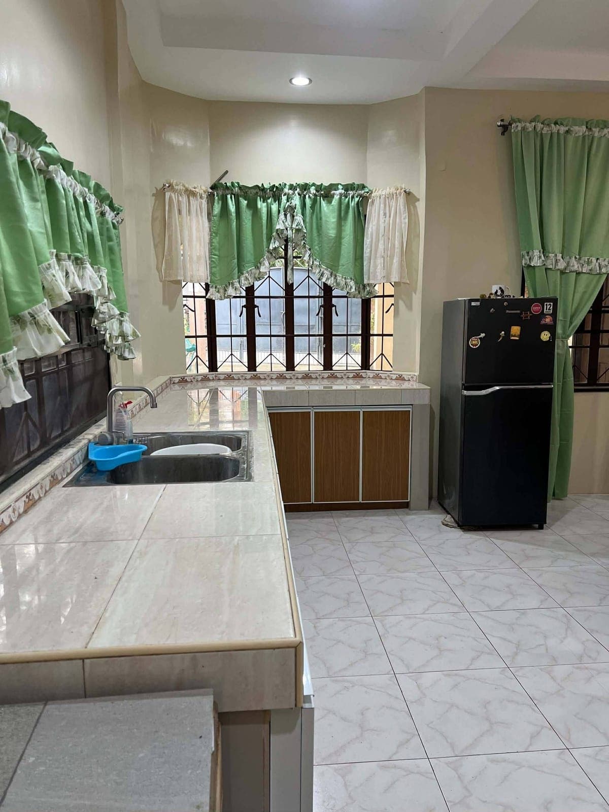 🌟 Spacious home perfect for families in a peaceful Carmen neighborhood! - photo 9