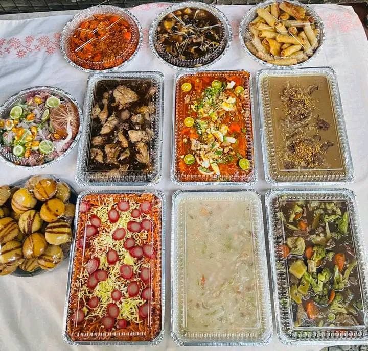 10 MEDIUM TRAYS AND YOU CAN CHOOSE YOUR OWN MENU!!! 2999 ONLY - photo 4