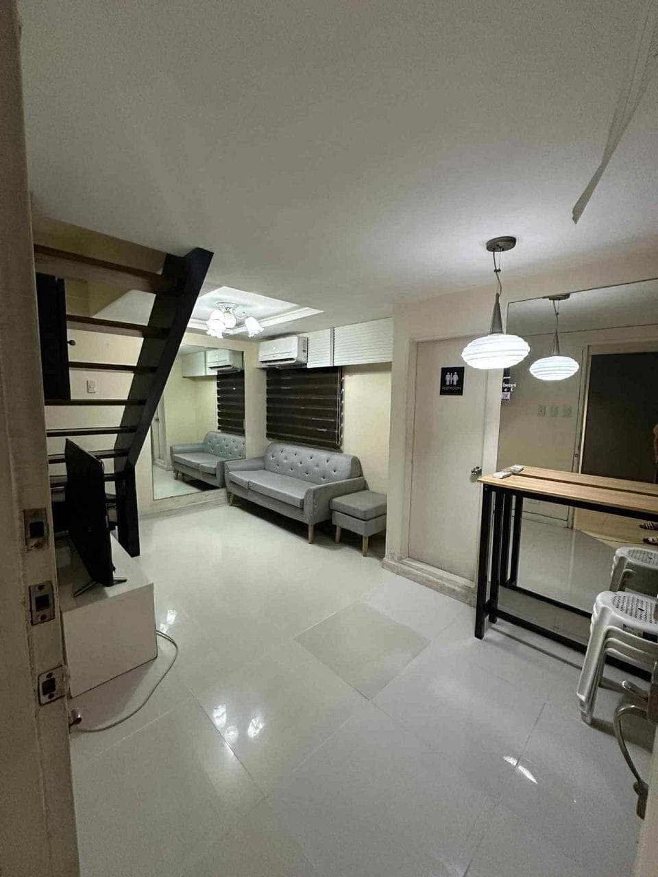 𝗙𝗢𝗥 𝗥𝗘𝗡𝗧 - photo 1