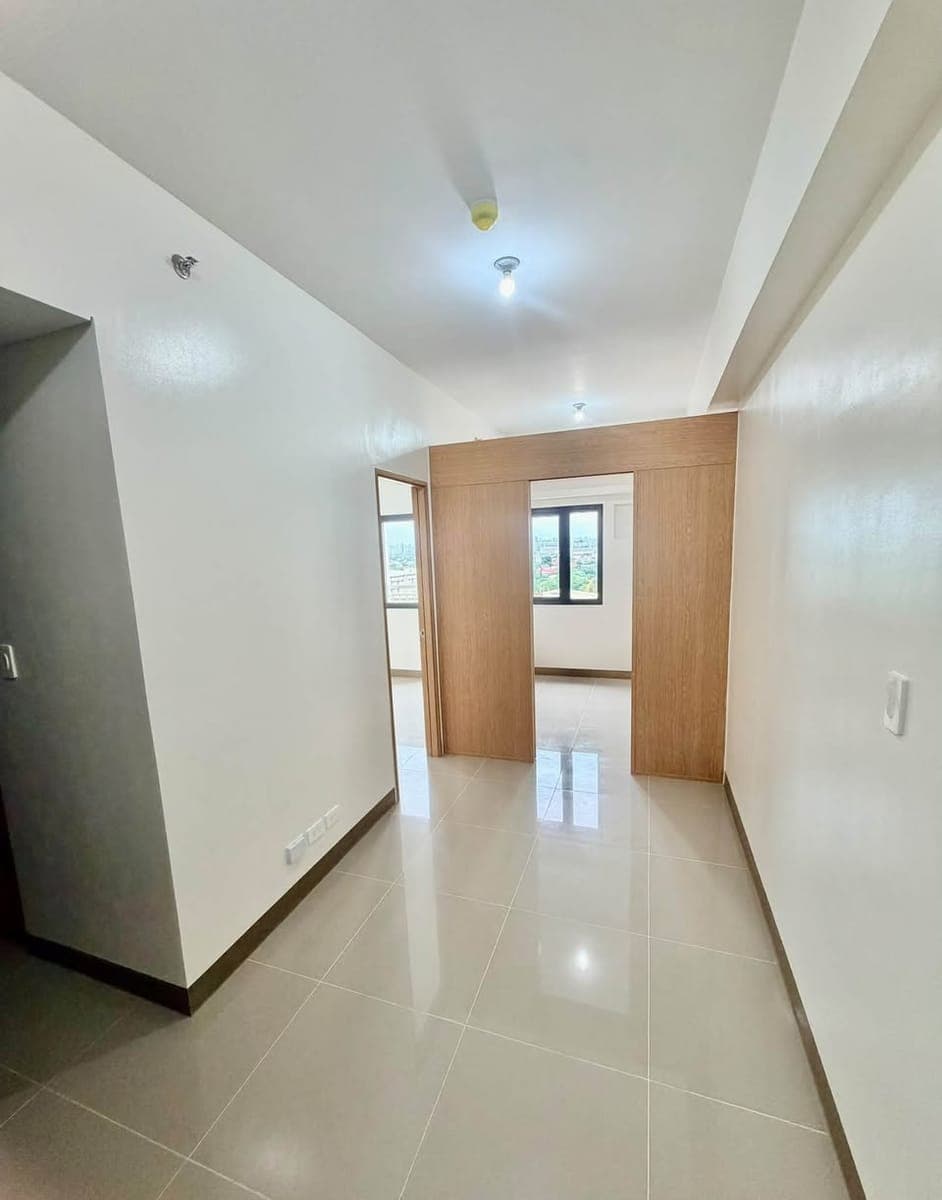 15,000/month 2 BEDROOM BARE CONDO UNIT - photo 5