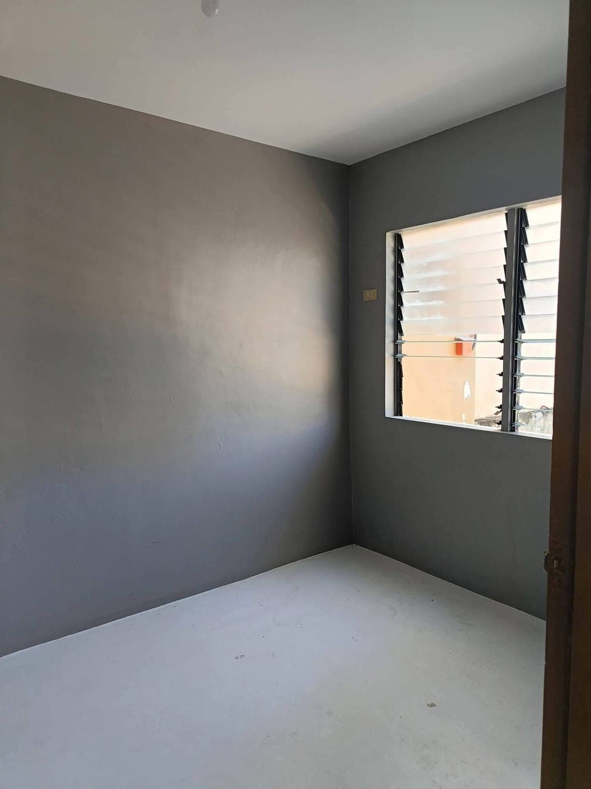 House for rent in morning mist with garage gated - photo 2