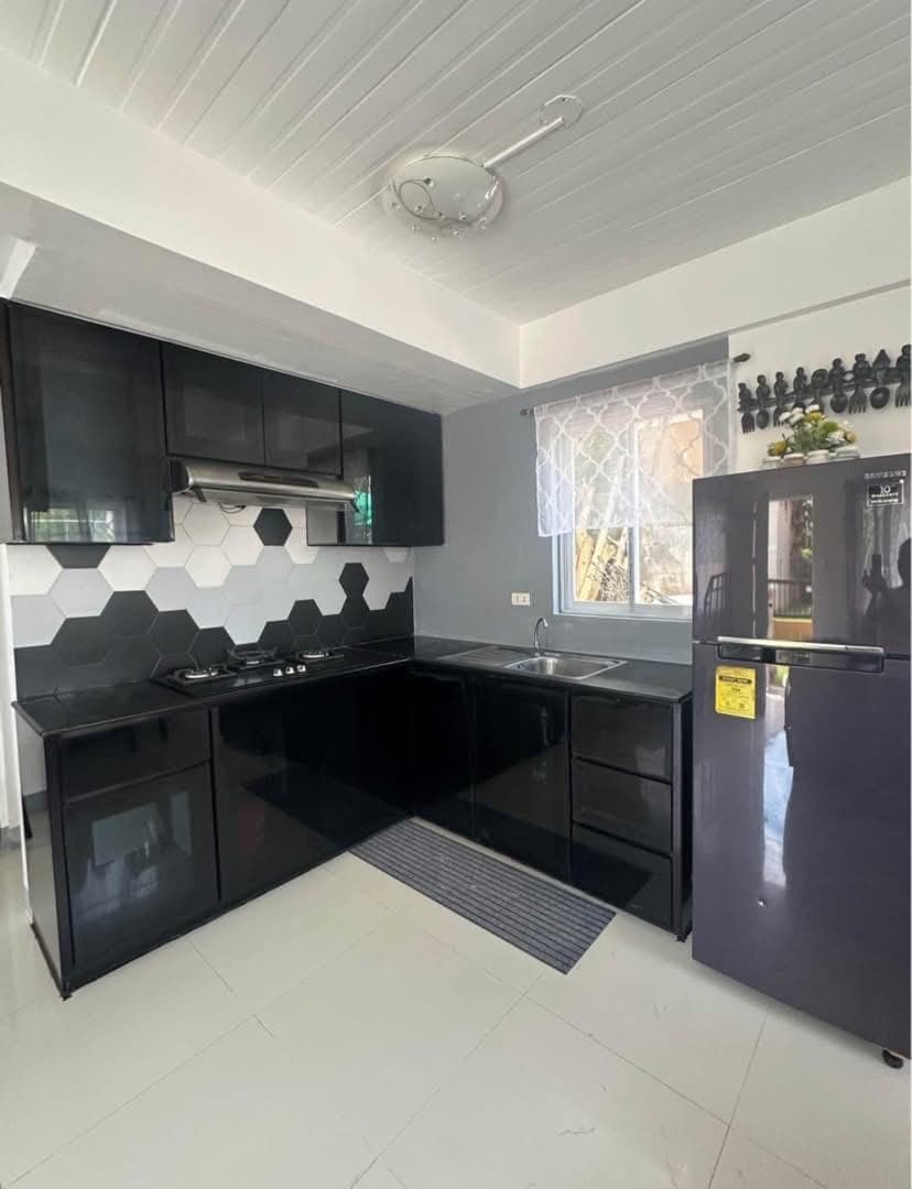 House for rent in gran europa with huge garden parking space gated - photo 7