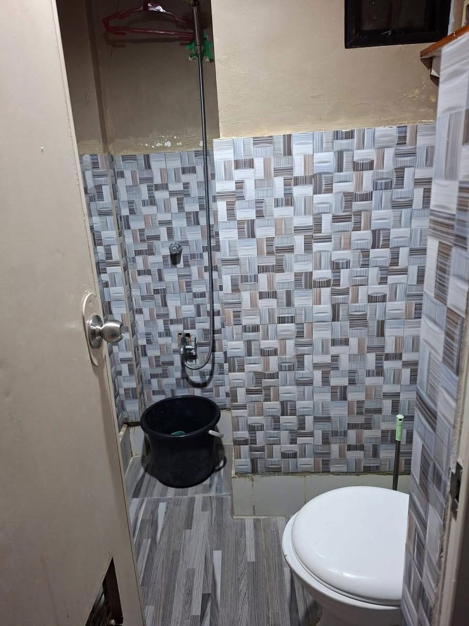 🌟 Affordable studio living with balcony—perfect for city dwellers! - photo 4